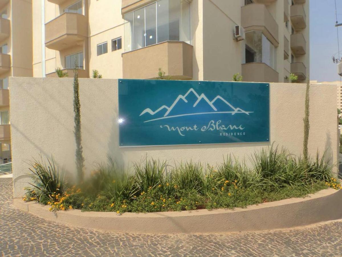Flat 208 Mont Blanc Leilighet Caldas Novas Eksteriør bilde